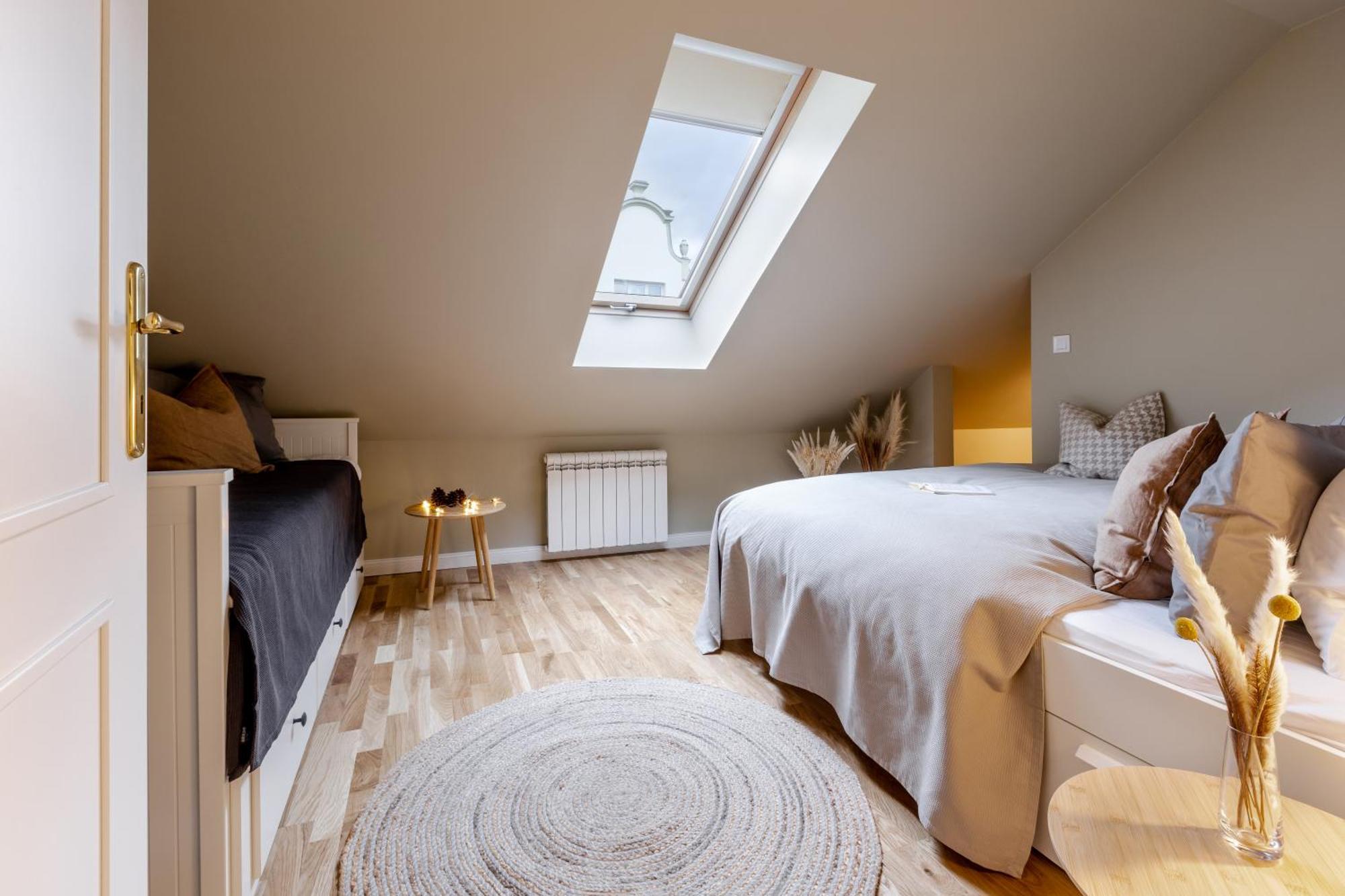 Turnkey I Karlin Square Apartments Prag Zimmer foto